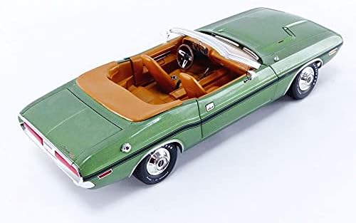 1970 Dodge Challenger R/T conversível F8 Green Metallic com listras pretas e tampas de roda de luxo 1/18 carro modelo