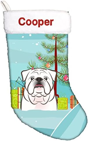 Tesouros de Caroline BB1592CSEMB Árvore de Natal e Bulldog Inglesa Branco Personalizado Marque de Natal, lareira pendurando