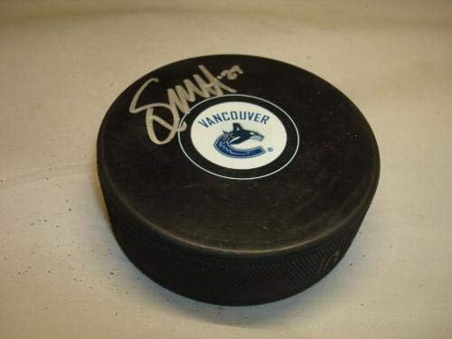 Shawn Matthias assinou o Vancouver Canucks Hockey Puck autografado 1A - Pucks autografados da NHL