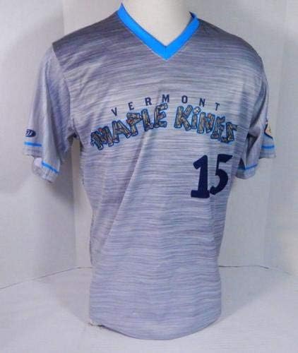 2019 LAGO DE VERMONT MONSTERS CARLOS SANCHEZ 15 GAME usou Grey Jersey Maple Kings - Jogo usado MLB Jerseys