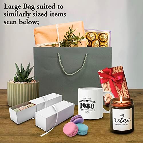 Roupas arrumadas Bolsas de presente de aniversário - papel com alças de corda - bolsa de presente reciclada e ecológica - setembro
