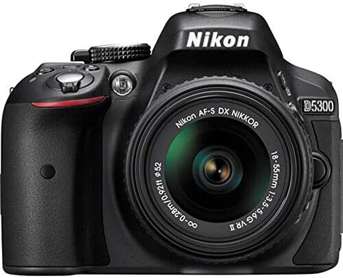 Nikon D3300 com 18-55mm f/ 3.5-5.6g VR II