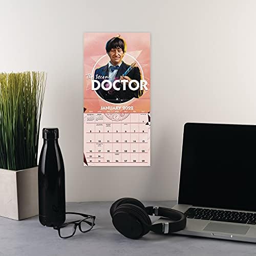 2022 Doctor Who Mini Wall Calendar, 7 x 7, mensalmente