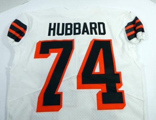 2021 Cleveland Browns Chris Hubbard 74 Jogo emitido White Jersey 1946 P 75th A 8 - Jerseys de Jerseys usados ​​na NFL não assinada