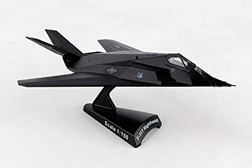 Daron Worldwide Trading F-117 Nighthawk 1: 150 Veículo, preto
