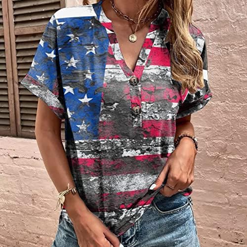 American Flag T-Shirt Mulheres 2023 EUA Estrelas Stripes 4 de julho Camisetas Camisas casuais Tops Button V Pech Tee Tops básicos