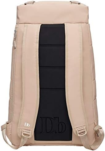 DB Journey The Hugger Backpack | Fogbow bege | 30L | Estrutura sólida, abrindo totalmente o compartimento principal, sistema de conexão