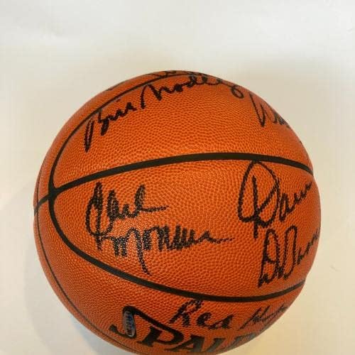 1972-73 New York Knicks NBA Champs Team assinou o basquete da NBA UDA COA - Basquete autografado