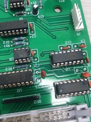 FILECT 50pcs Kit de capacitor de cerâmica 50V 330pf Capacitores de disco para circuito eletrônico DIY, cor aleatória