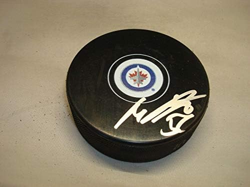 Marko Dano assinou o Winnipeg Jets Hockey Puck autografado 1A - Pucks autografados da NHL