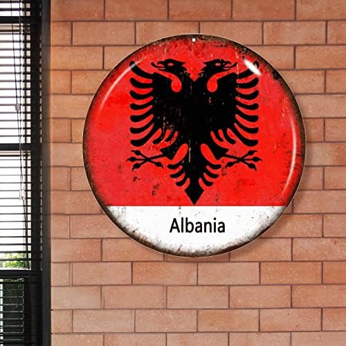 Madcolitote Albânia Sinal de metal da albânia Bandeira -boas -vindas porta da frente bandeira nacional bandeira de parede personalizada Arthhouse Wreath Sign Signe Rustic Wall Decor Country Souvenir Indoor & Outdoor Decor 9x9in